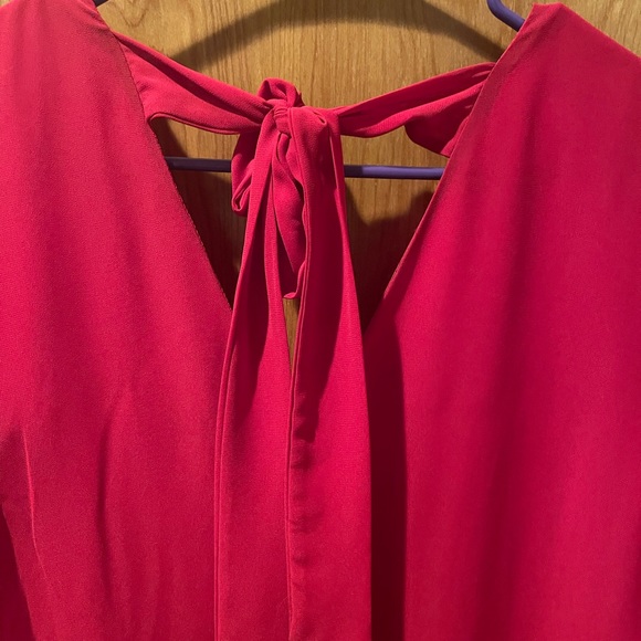 Nine West Size Large Red Chiffon V-Neck Dress With Tie In The Back At The Neck - Picture 8 of 8